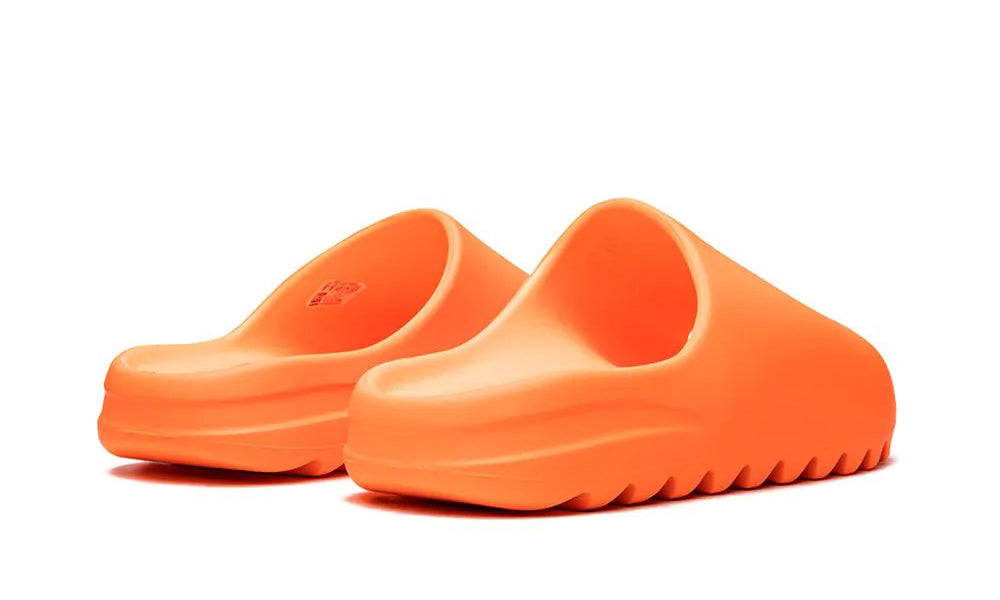 Yeezy Slides "Enflame Orange"